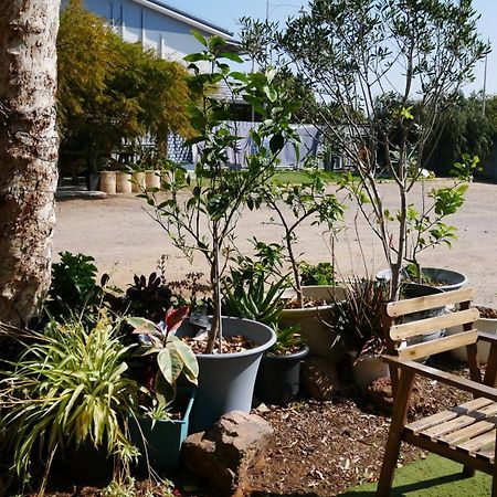Хостел Geraldton Backpackers Экстерьер фото