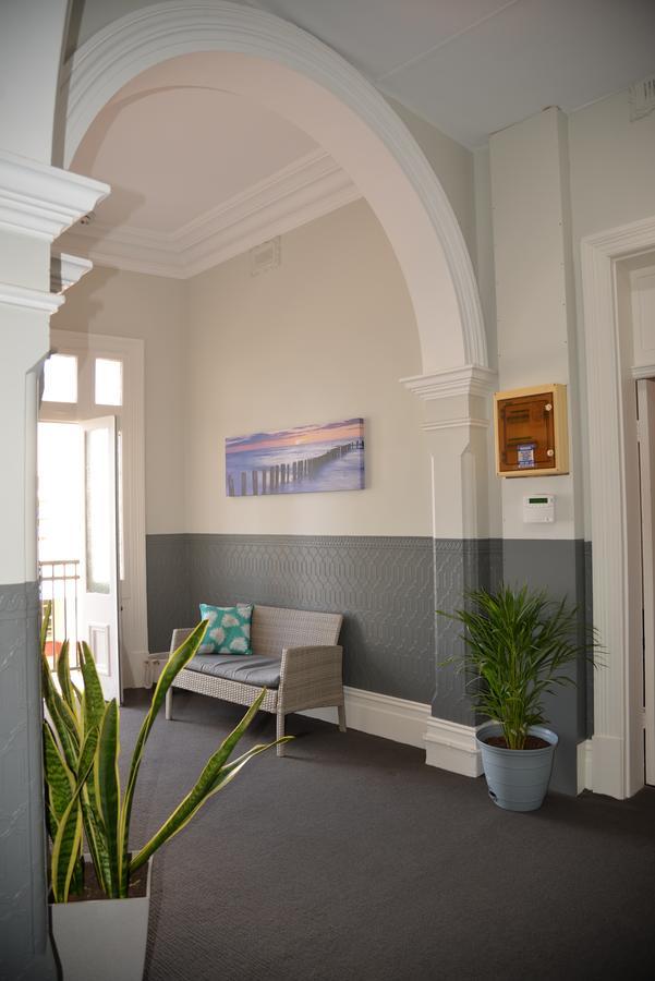 Хостел Geraldton Backpackers Экстерьер фото