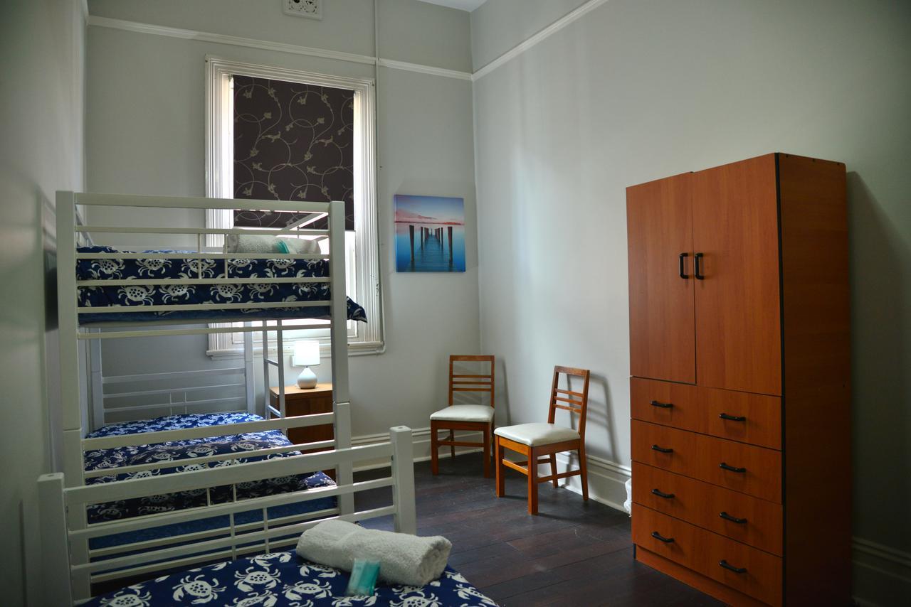Хостел Geraldton Backpackers Экстерьер фото